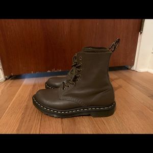 Dr. Martens Pascal Tie Boots